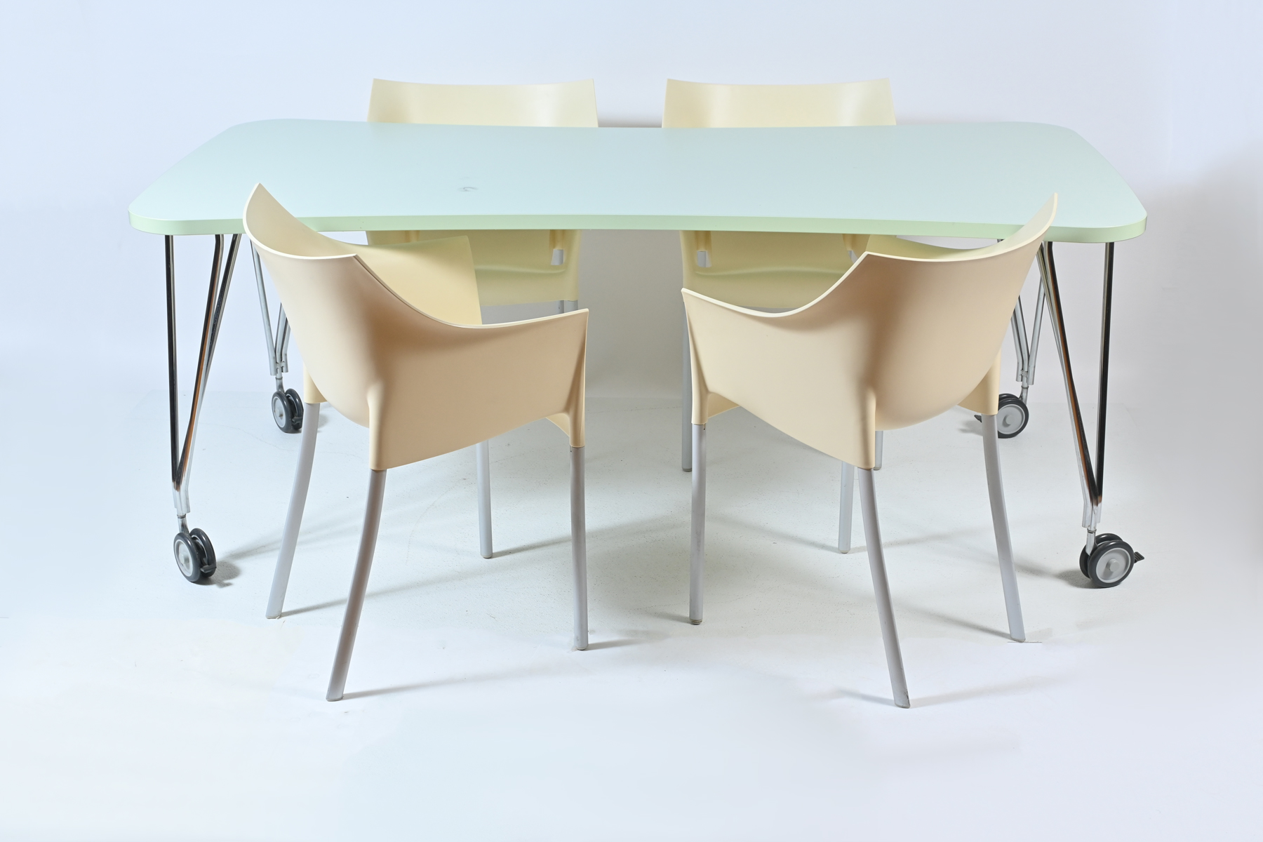KARTELL DINING OR CONFERENCE TABLE 2ece39
