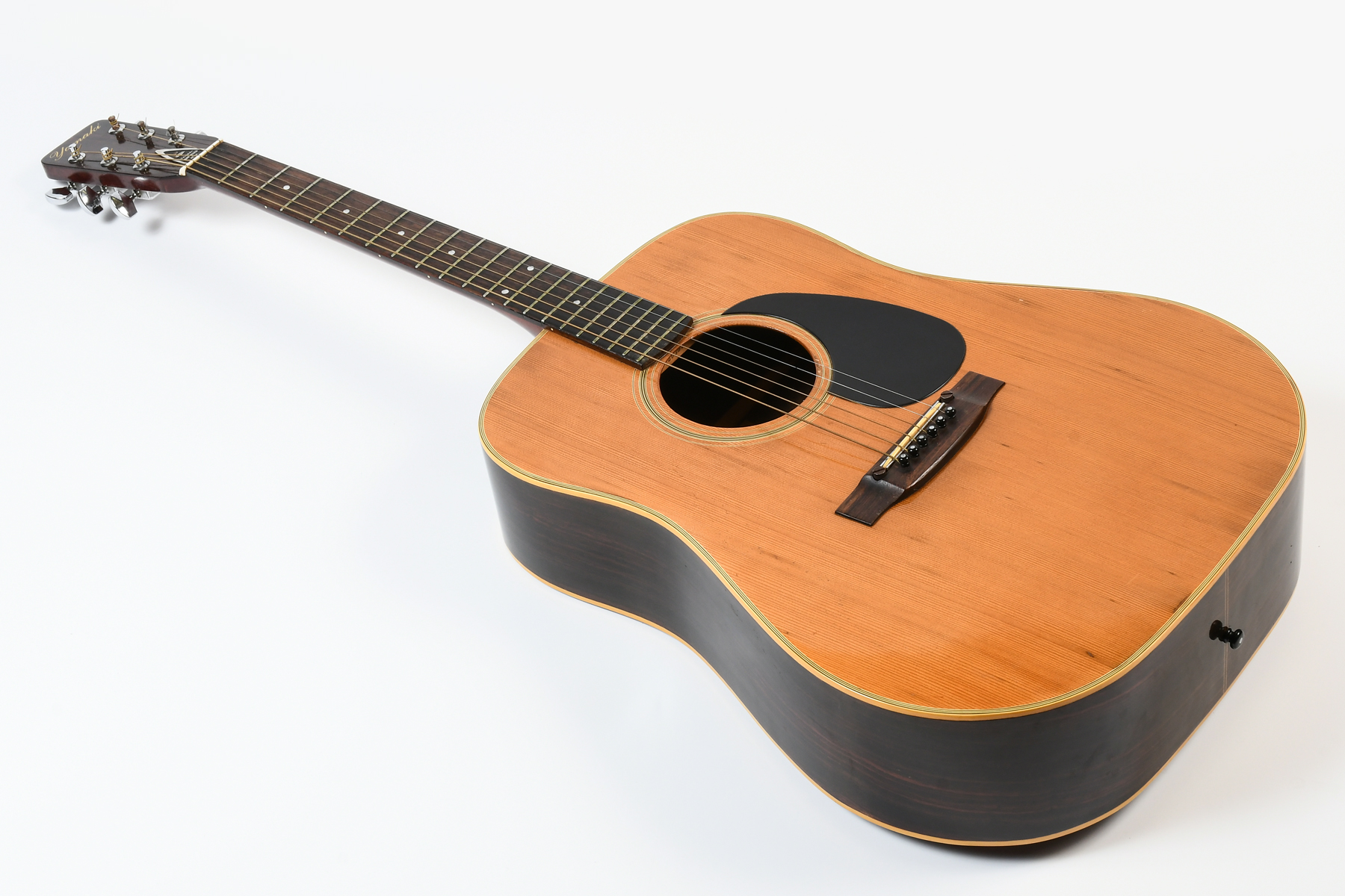 1973 YAMAKI ACOUSTIC GUITAR: Serial