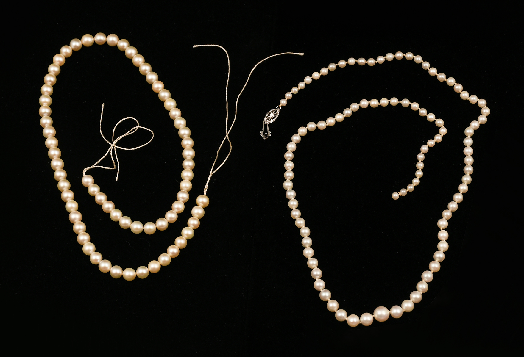 2PC PEARL JEWELRY PIECES 1 20  2ed04c