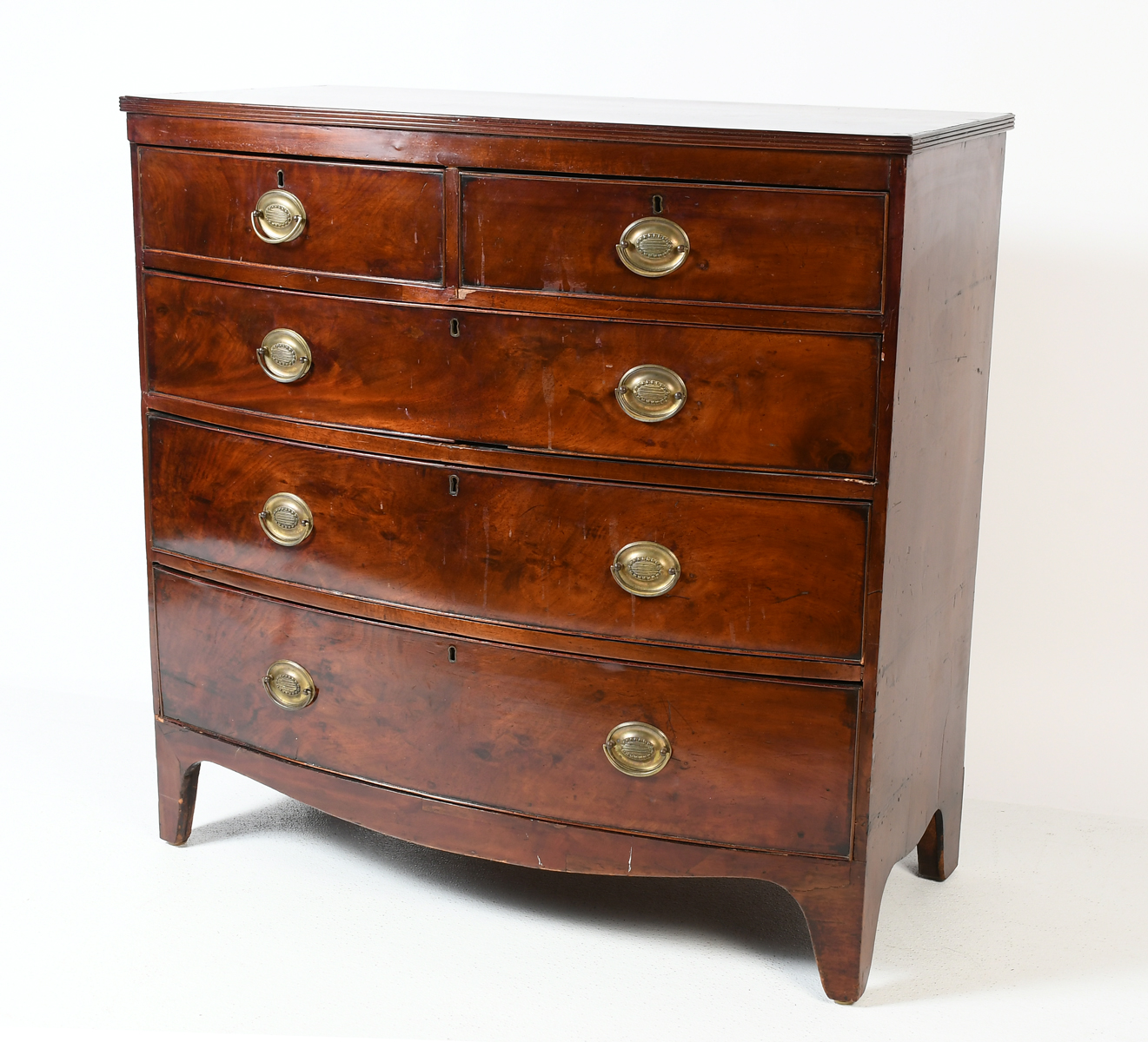 ANTIQUE SHERATON 5 DRAWER BOWFRONT DRESSER: