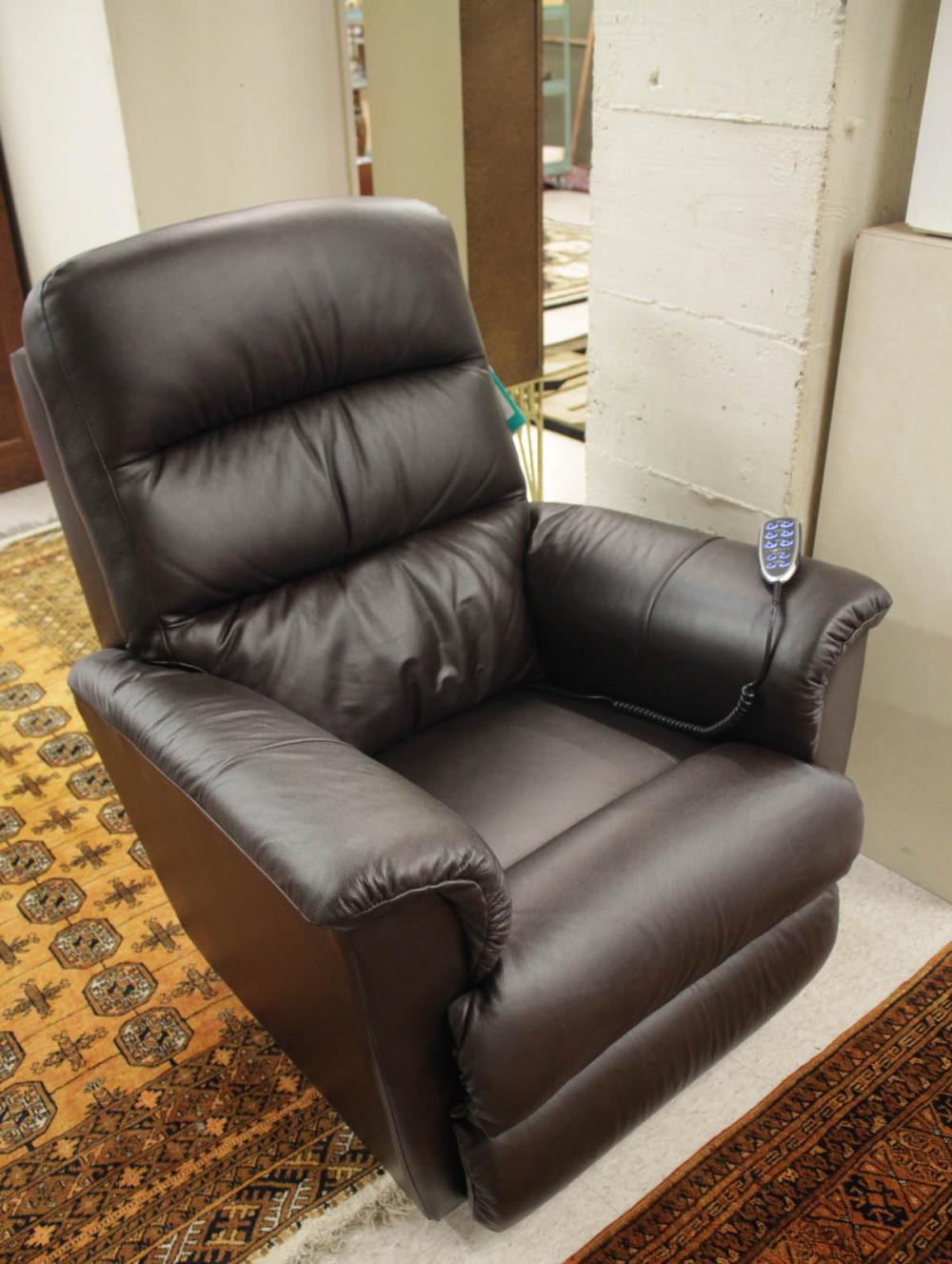 LA Z BOY LEATHER ROCKER RECLINERLA Z BOY 2ed487