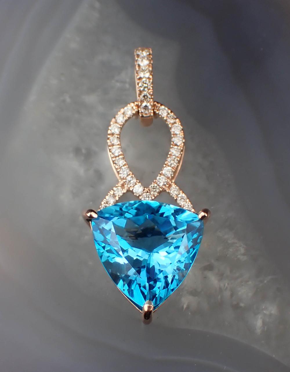 BLUE TOPAZ DIAMOND AND ROSE GOLD 2ed672