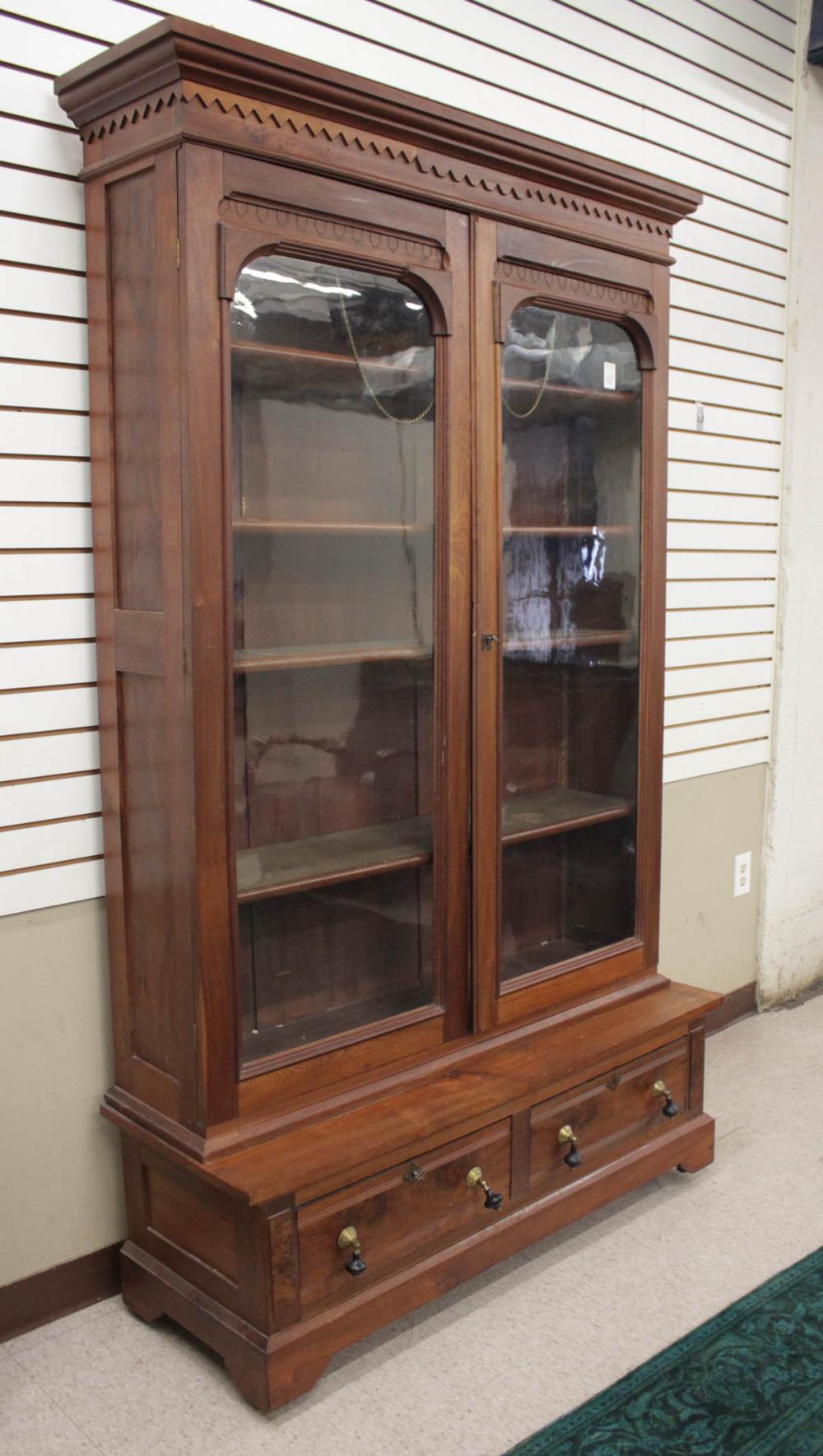 VICTORIAN WALNUT CABINET BOOKCASEVICTORIAN