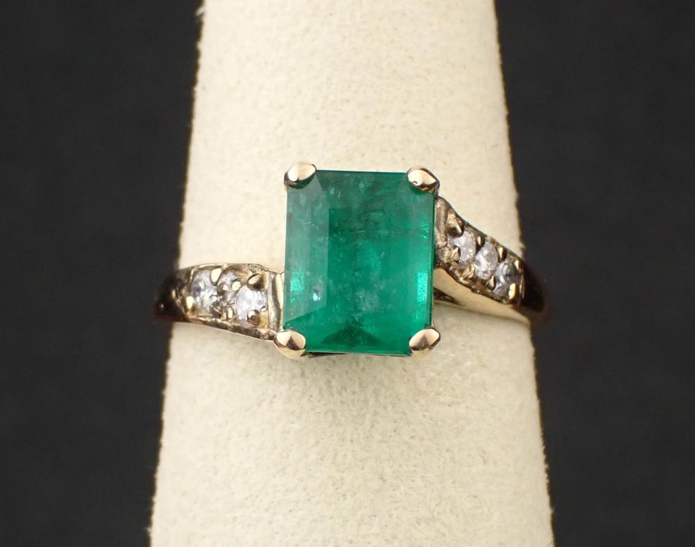 EMERALD DIAMOND AND FOURTEEN KARAT 2ed6ca