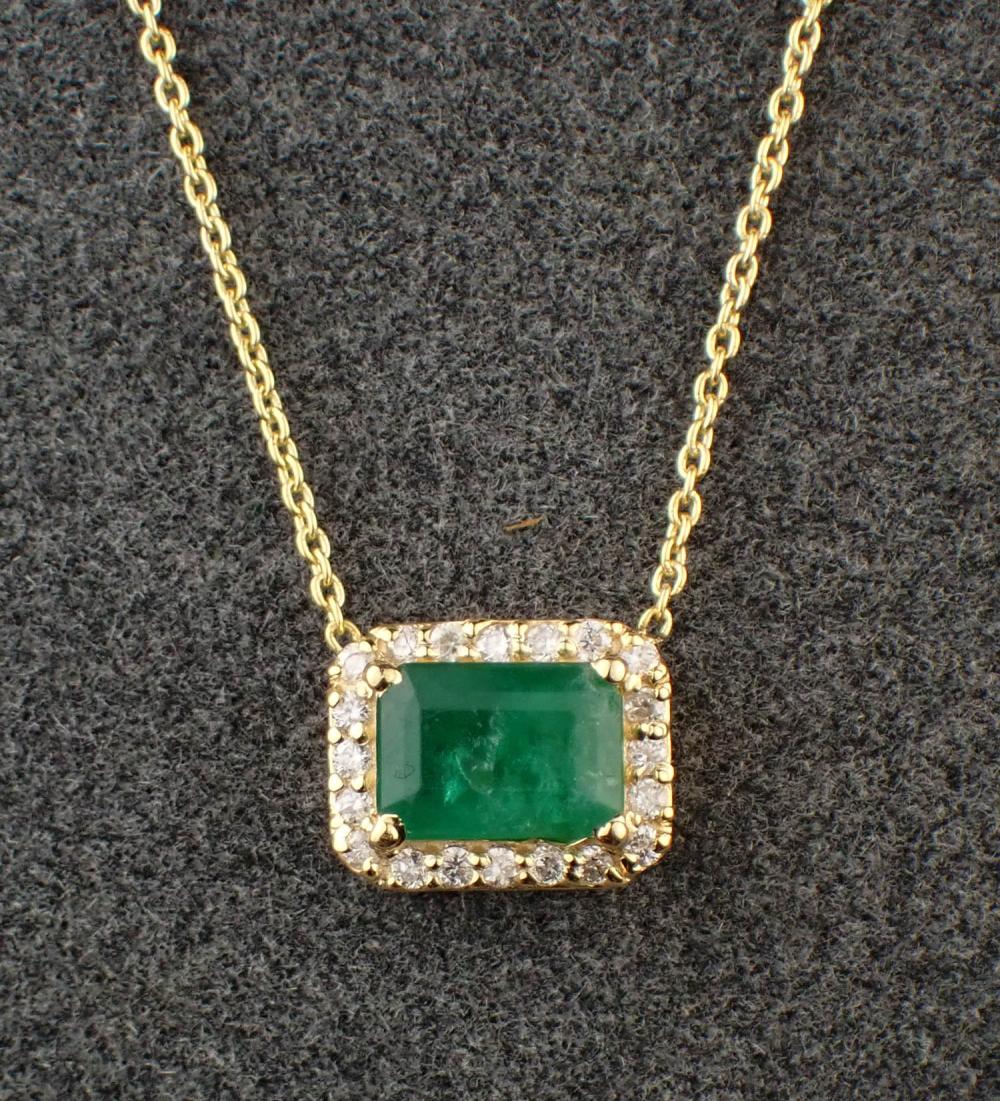 EMERALD AND FOURTEEN KARAT GOLD