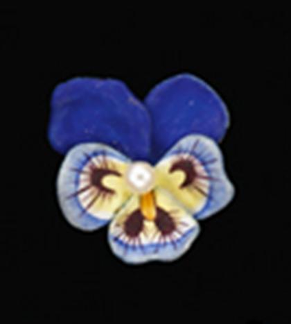 Gold and purple enamel pansy pin 4abc2
