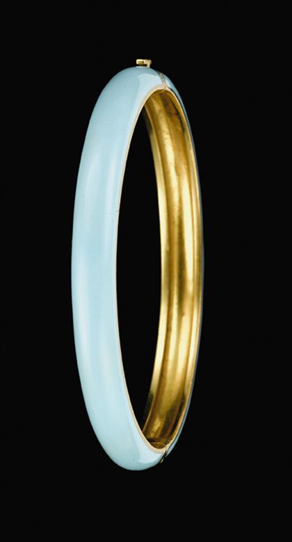 18 karat yellow gold and blue enamel 4abe0