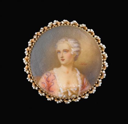 Ivorine portrait pin    early 20th