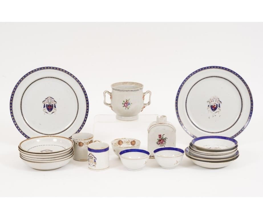 Chinese porcelain armorial tableware 2eb711