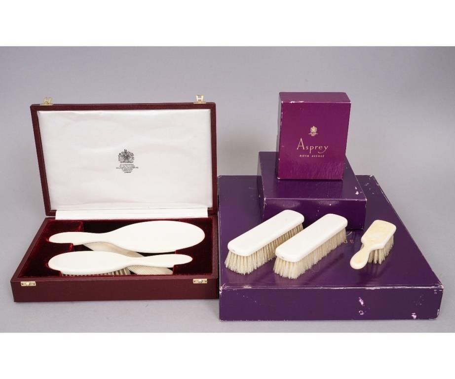 Asprey/5th Avenue dresser set,