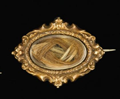 Two-tone gold memorial brooch 