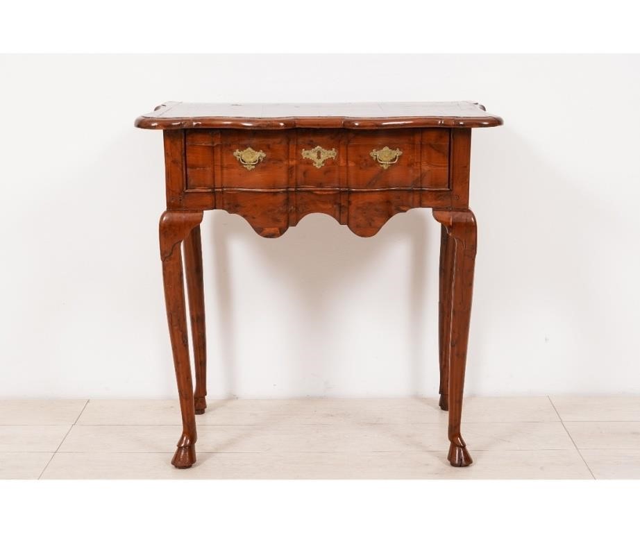 English yew wood dressing table,18th