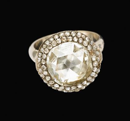 Rose cut diamond ring Unusual 4ac29