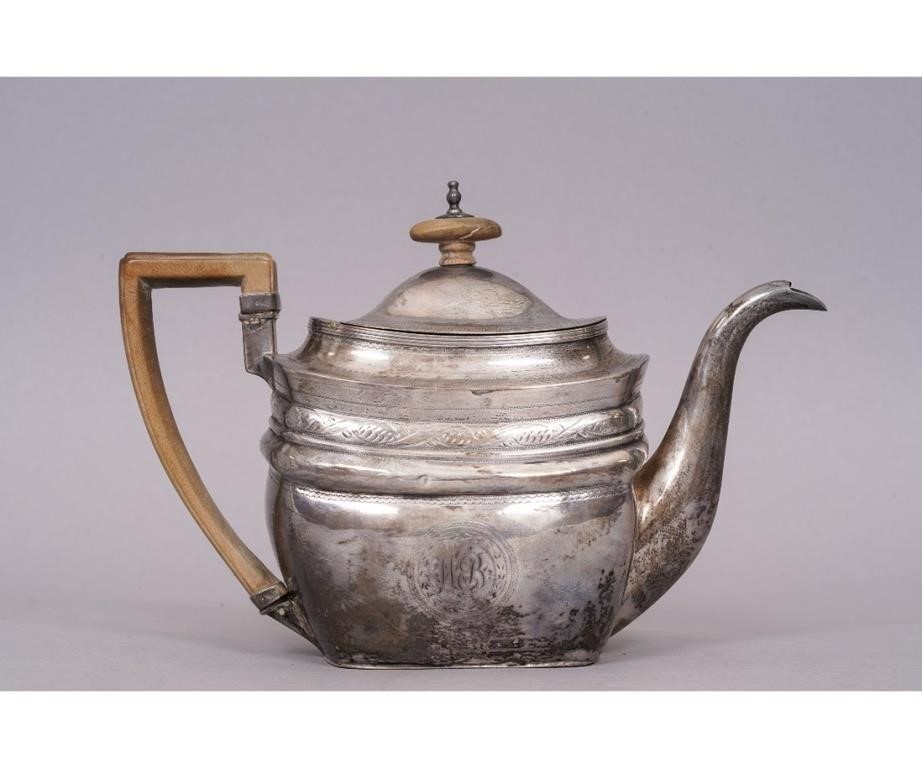 Georgian silver teapot, circa 1805,
