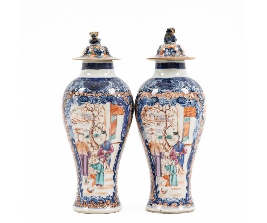 Pair of Chinese porcelain baluster 2ebade