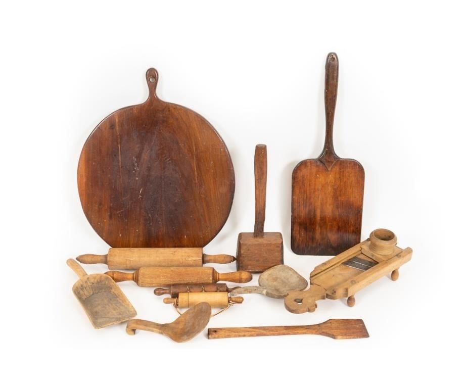 Wooden kitchen objects/utensils to include