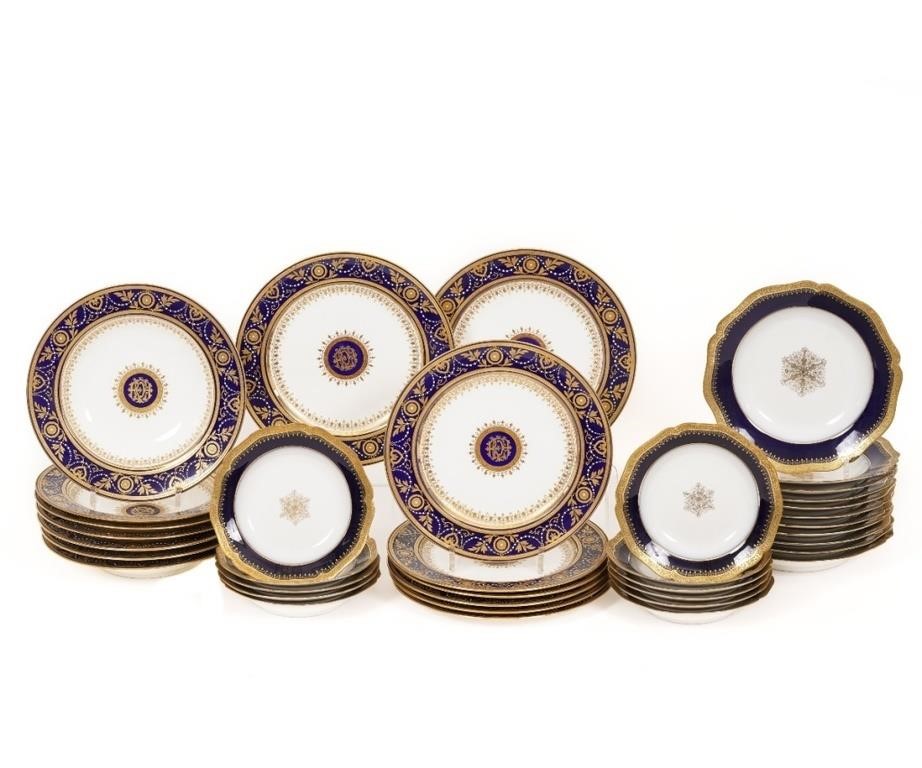 Set of eight plates and seven bowls 2ebc06