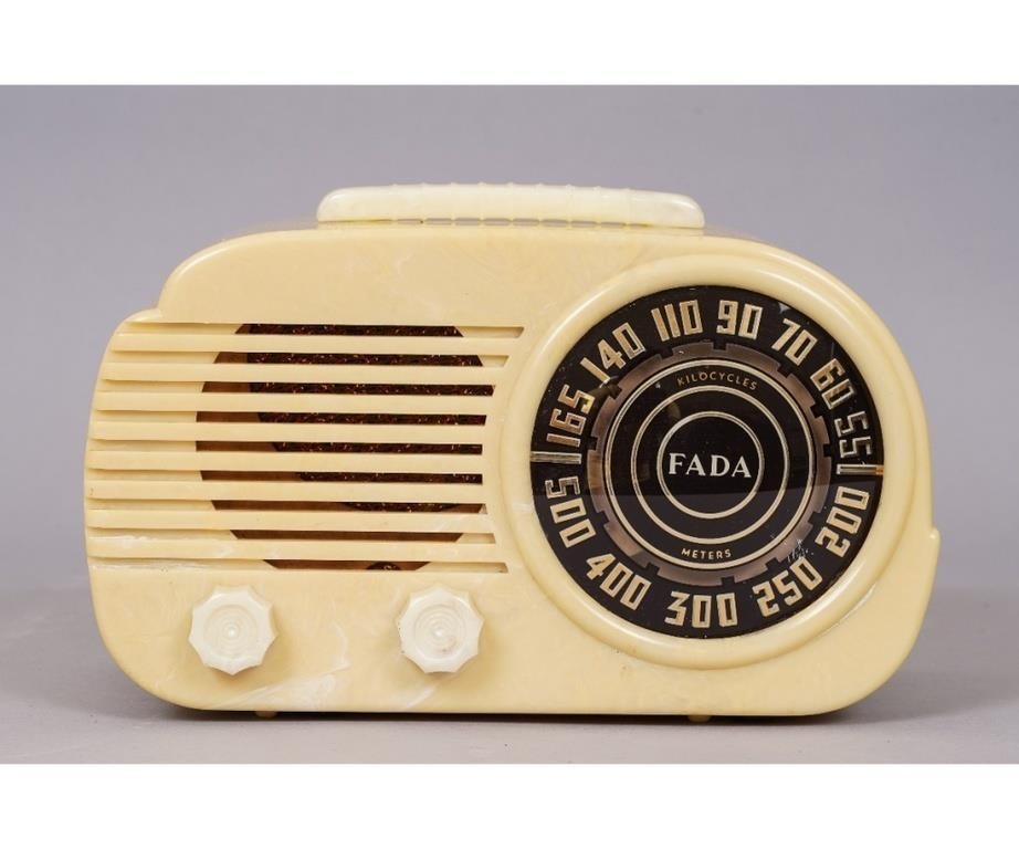 Fada model 845 radio butterscotch 2ebc2c