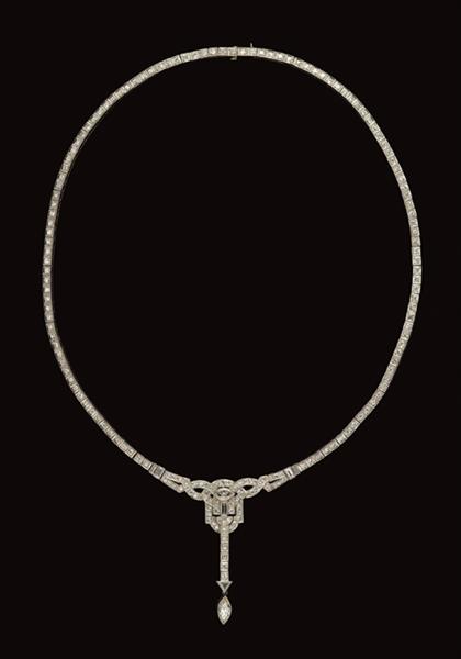 Platinum and diamond necklace  4ac71