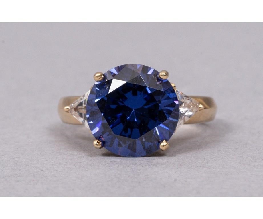 14k yellow gold setting with blue 2ebca8