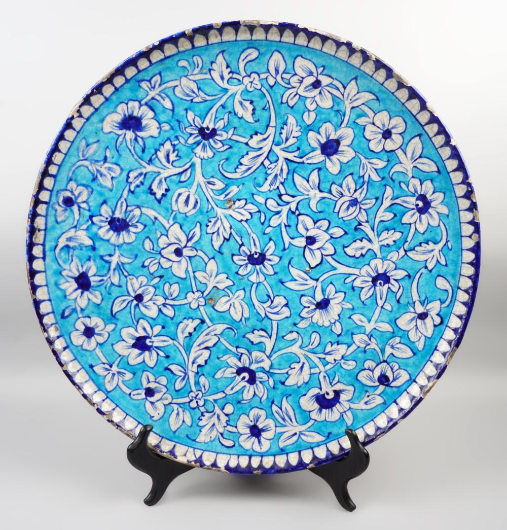 PERSIAN STYLE EARTHENWARE CHARGER,