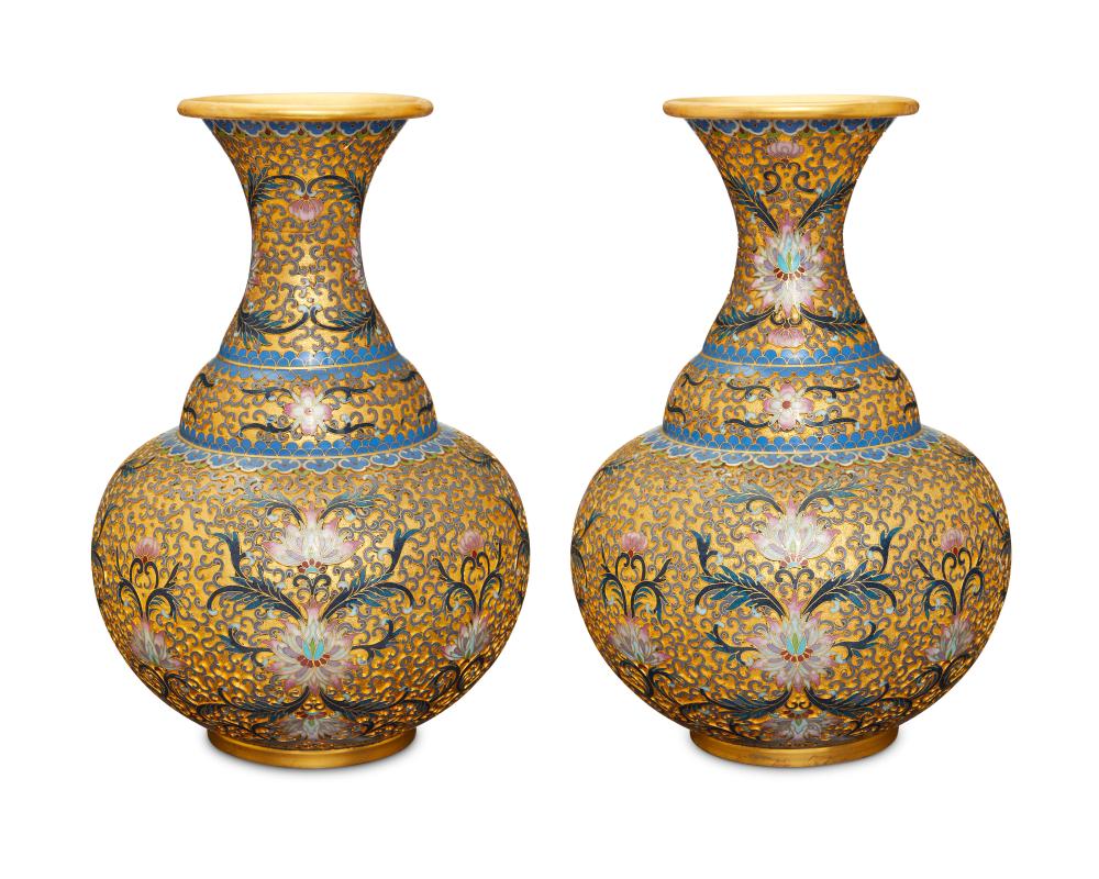 A PAIR OF CHINESE CLOISONN VASESA 2ee98e