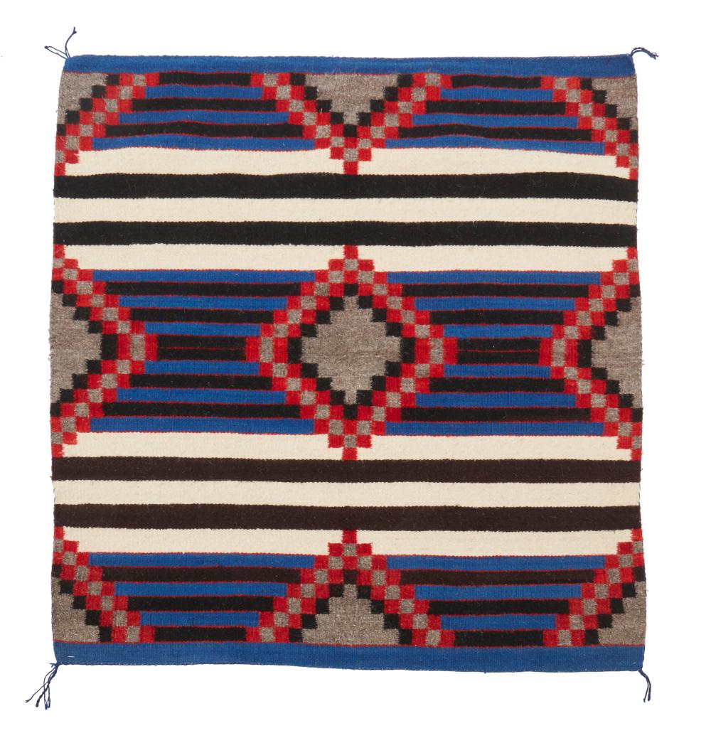 A NAVAJO REVIVAL THIRD PHASE STYLE 2eeaa4