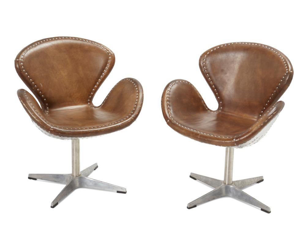 A PAIR OF INDUSTRIAL STYLE SWIVEL 2eebe7