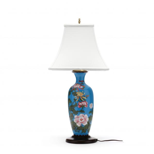 A JAPANESE CLOISONNE VASE LAMP