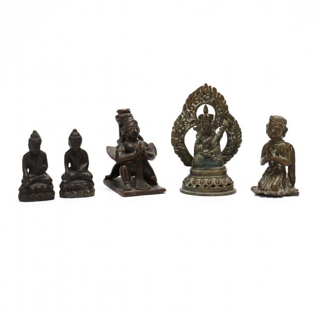 A GROUP OF BUDDHIST AND HINDU SCULPTURES 2ef32f