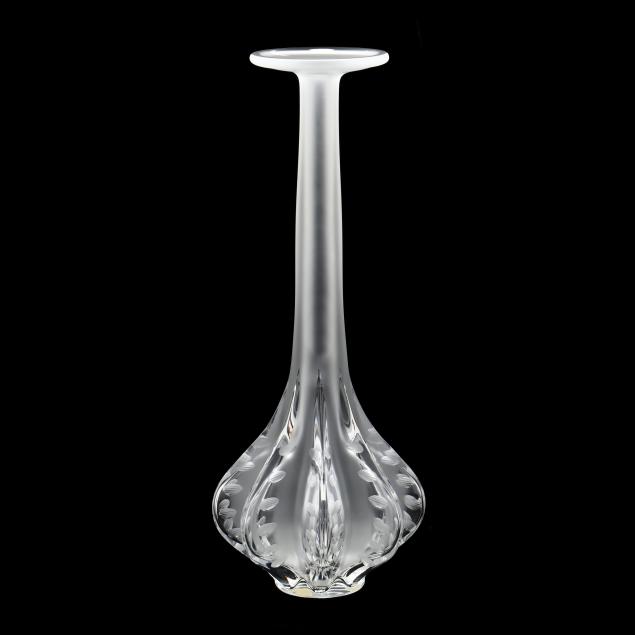 LALIQUE CLAUDE CRYSTAL VASE France  2ef382