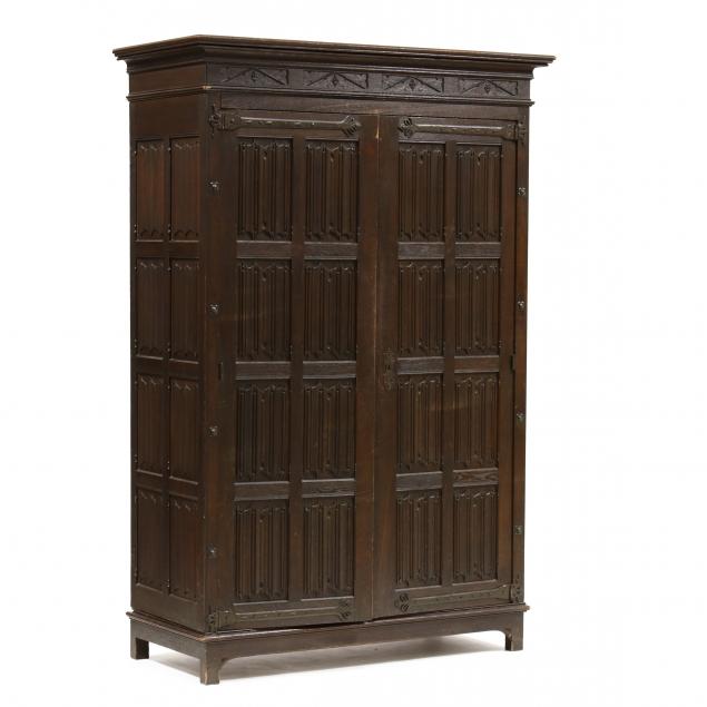 GOTHIC STYLE CARVED OAK LINEN PRESS