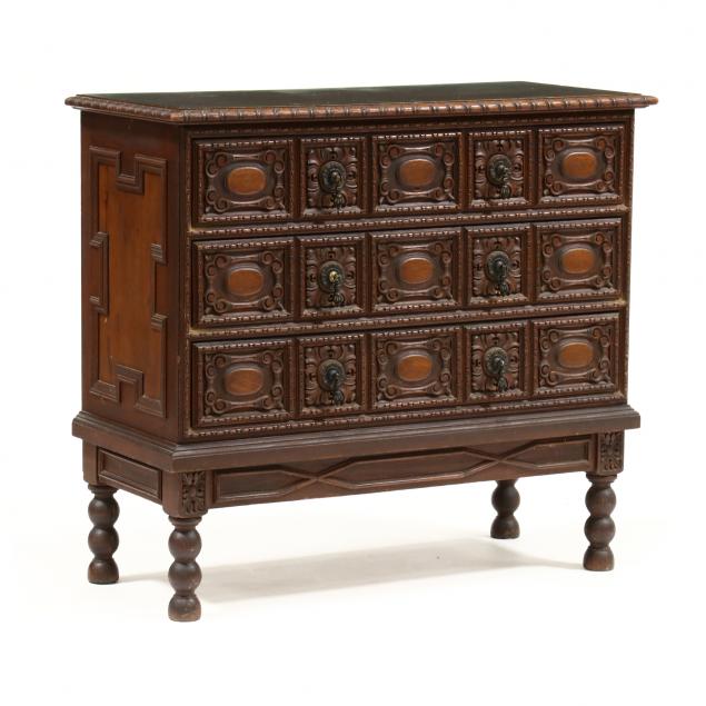 JACOBEAN STYLE CARVED WALNUT CHEST 2ef455