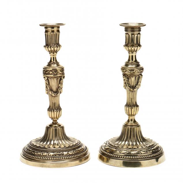 PAIR OF ANTIQUE FRENCH BRONZE CANDLESTICKS 2ef45c