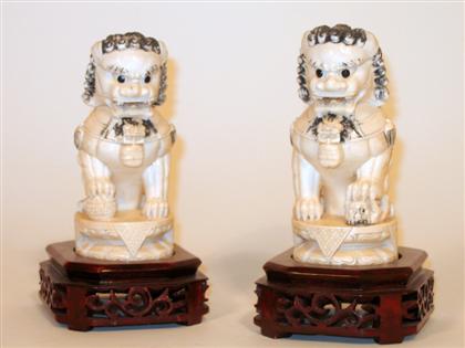 Pair of elephant ivory Fu lions 4b22a