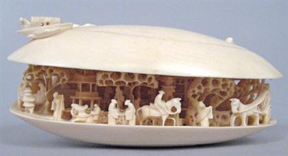 Two Chinese elephant ivory shell 4b230