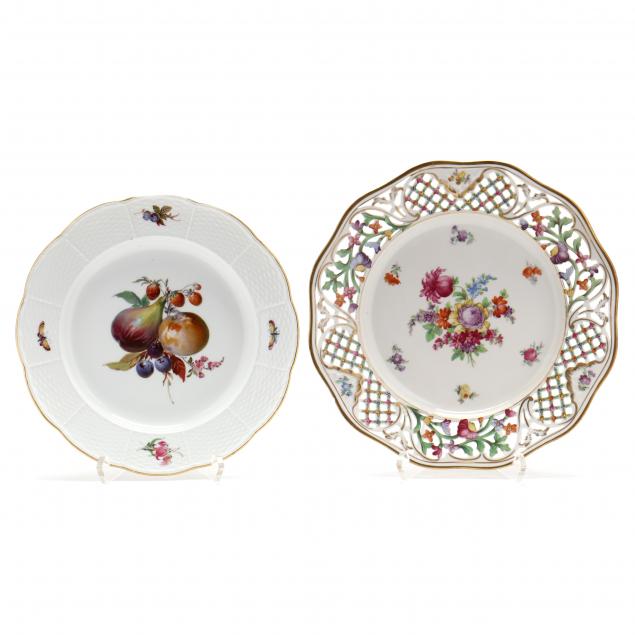 TWO PORCELAIN CABINET PLATES, MEISSEN