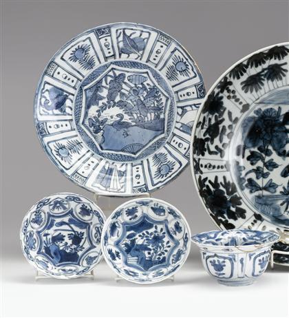 Three Chinese Ming blue and white