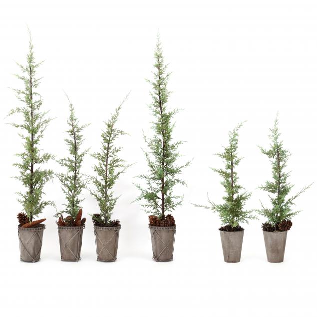 THREE PAIRS OF ARTIFICIAL TREES 2ef9ee