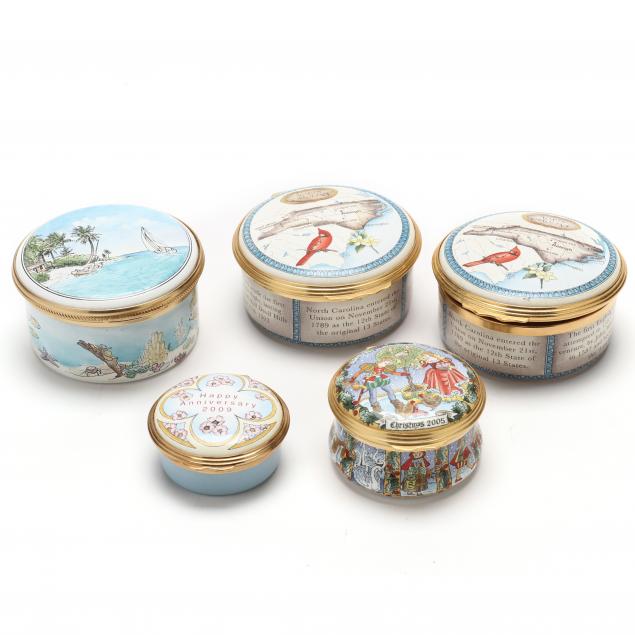 FIVE ENAMELS PILL BOXES, INCLUDING