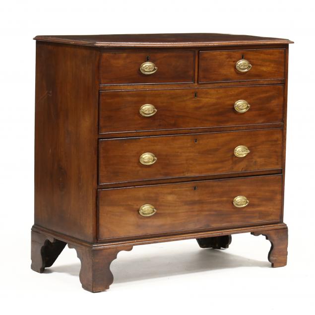 GEORGE III MAHOGANY CHEST OF DRAWERS 2efab8