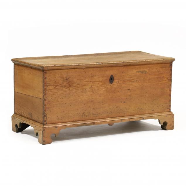 SOUTHERN CHIPPENDALE YELLOW PINE 2efb2a