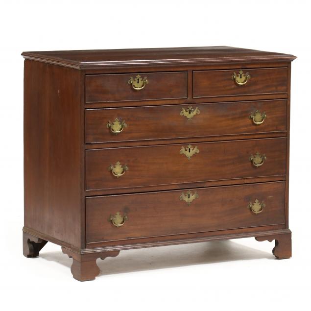 SOUTHERN CHIPPENDALE MAHOGANY CHEST