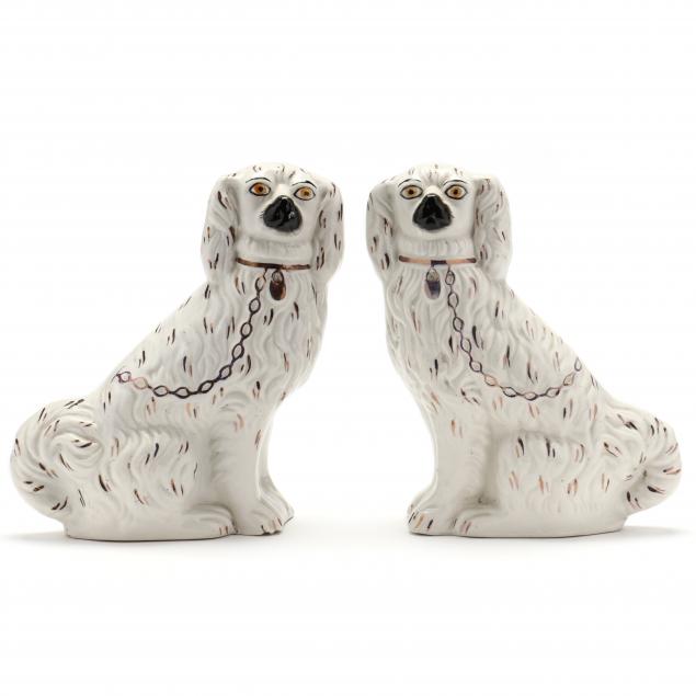 PAIR OF FACING STAFFORDSHIRE SPANIELS