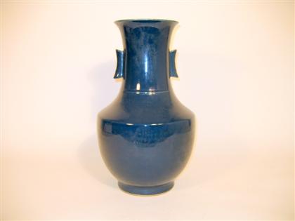 Large Chinese monochrome vase  4b2ca