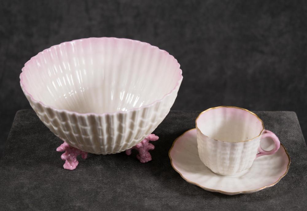 THREE-PIECE BELLEEK PORCELAIN LIMPET