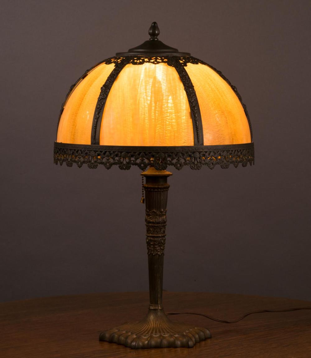 VINTAGE TABLE LAMPVINTAGE TABLE LAMP,