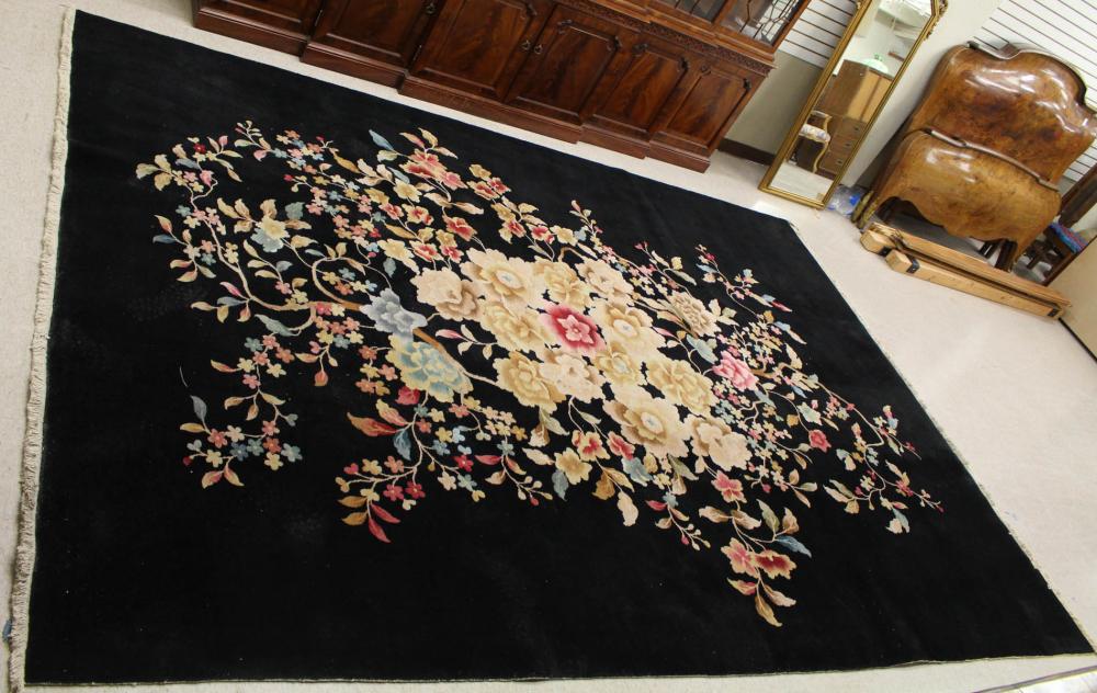 VINTAGE CHINESE NICHOLS CARPETVINTAGE