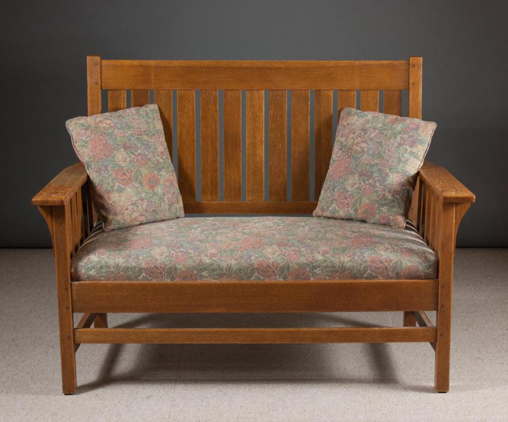 STICKLEY STYLE CRAFTSMAN OAK SETTEESTICKLEY