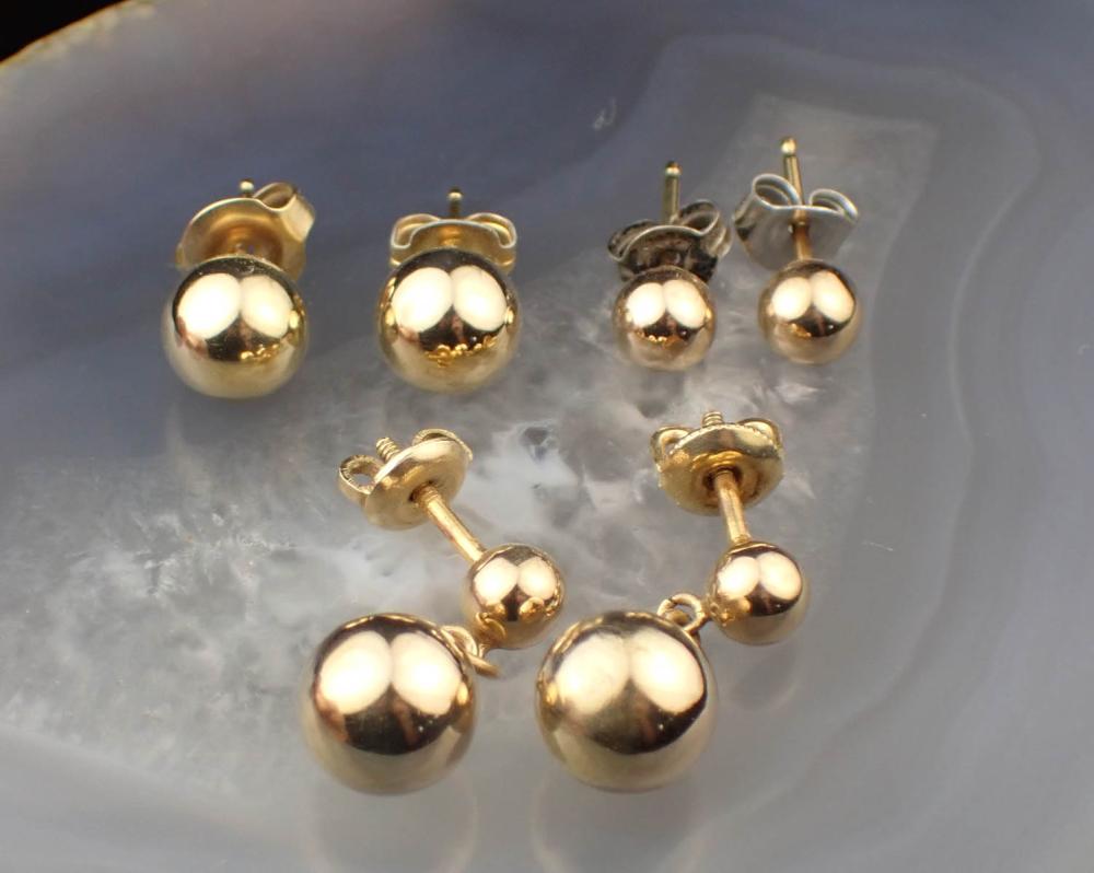 THREE PAIRS OF FOURTEEN KARAT GOLD 2edbf6